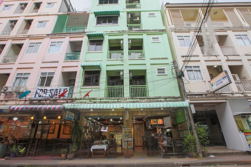 Отель Magnific Patong Экстерьер фото